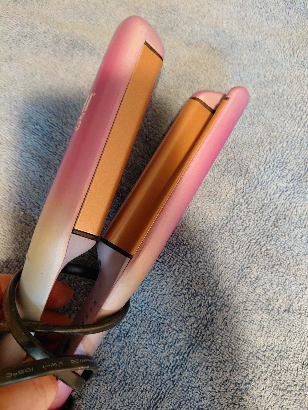 CHI Vibes Wave On multifunctional waver and curling iron tool